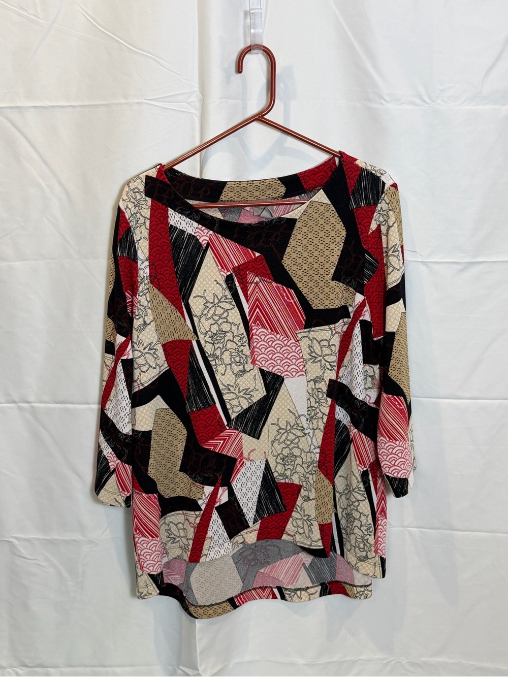 Abstract Geo-Print Long Sleeve Top in Red, Black & Tan